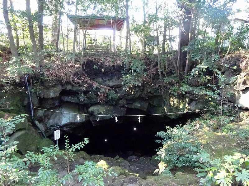 駒門風穴