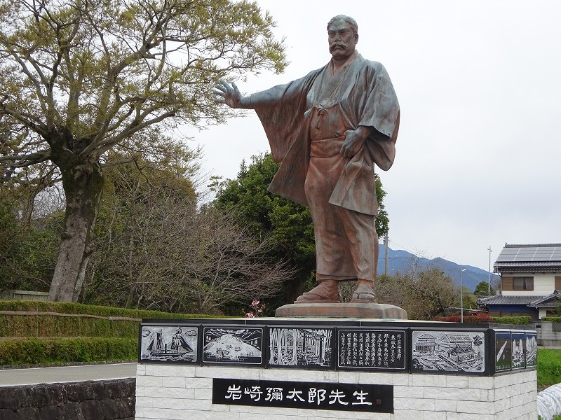 岩崎弥太郎像