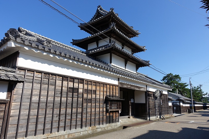 専修寺 太鼓門
