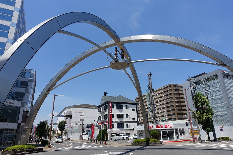 小牧駅 モニュメント
