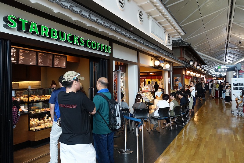 中部国際空港 ちょうちん横丁