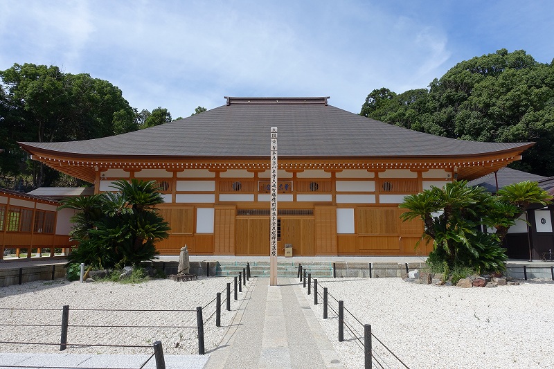 乾坤院本殿