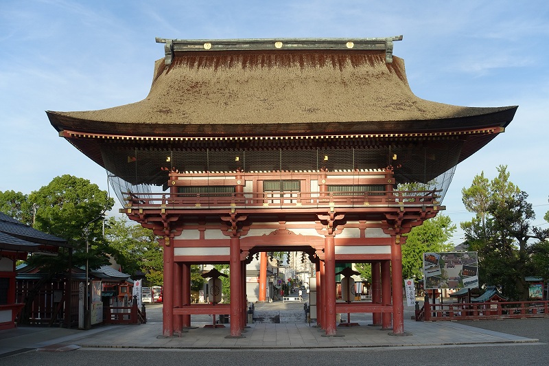 津島神社 楼門