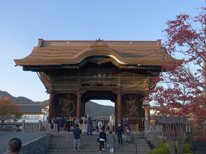 善光寺 仁王門