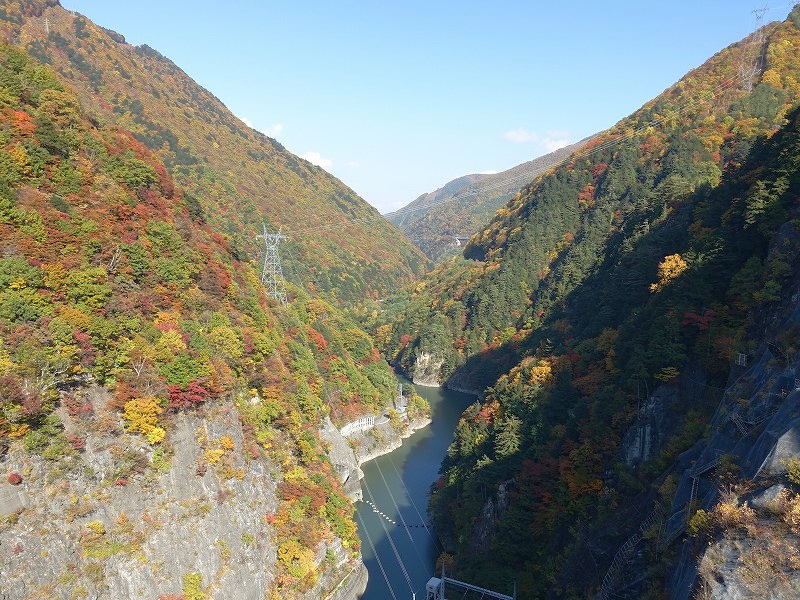 奈川渡ダム 堤体