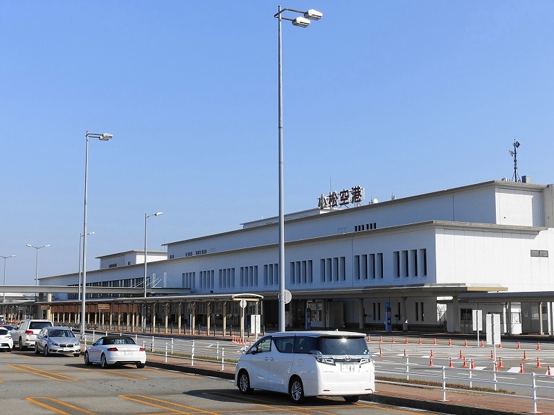 小松空港