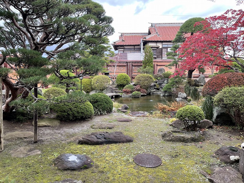 斜陽館 庭園