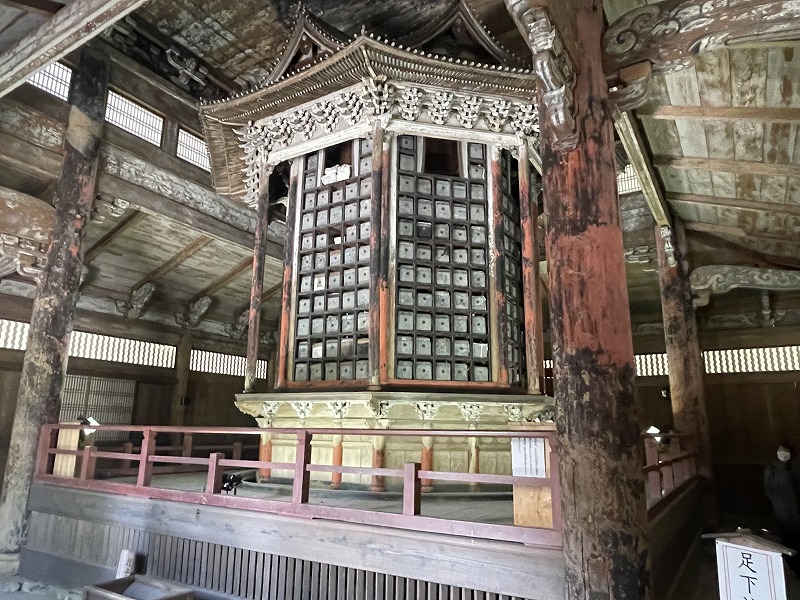 三井寺 一切経蔵