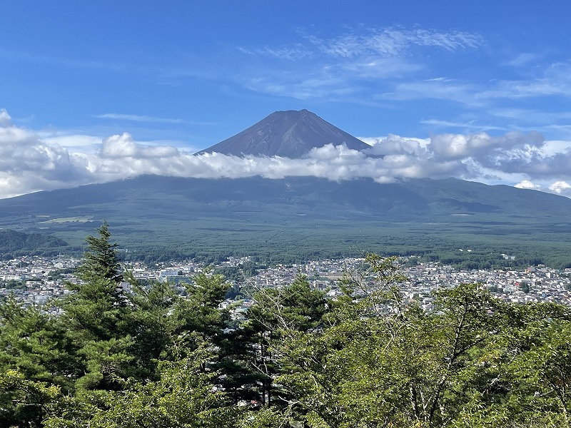 新倉山浅間公園 東屋