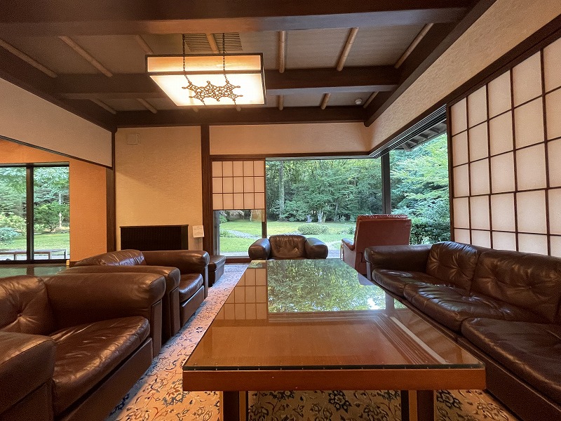 東山旧岸邸 居間