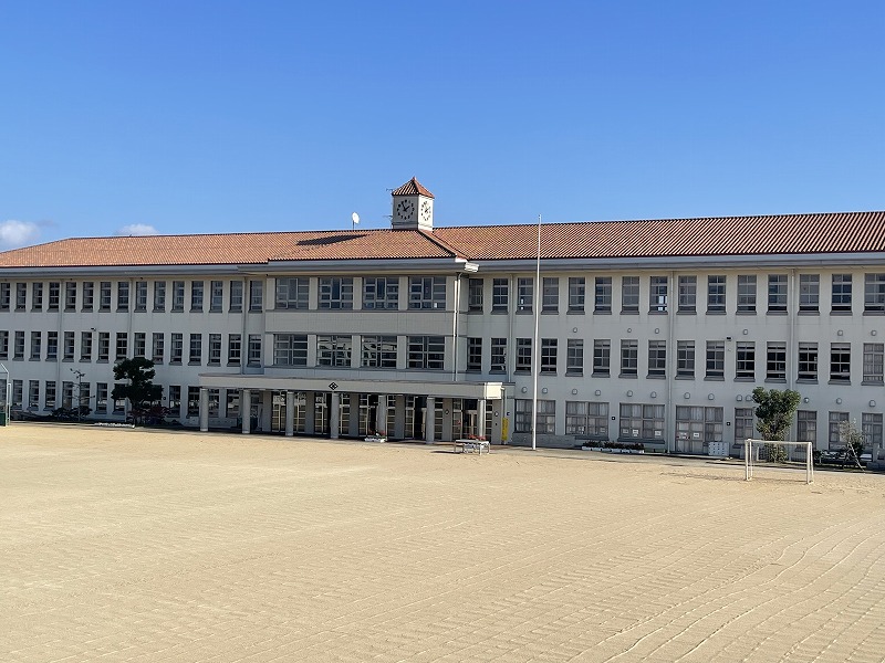 豊郷小学校 新校舎