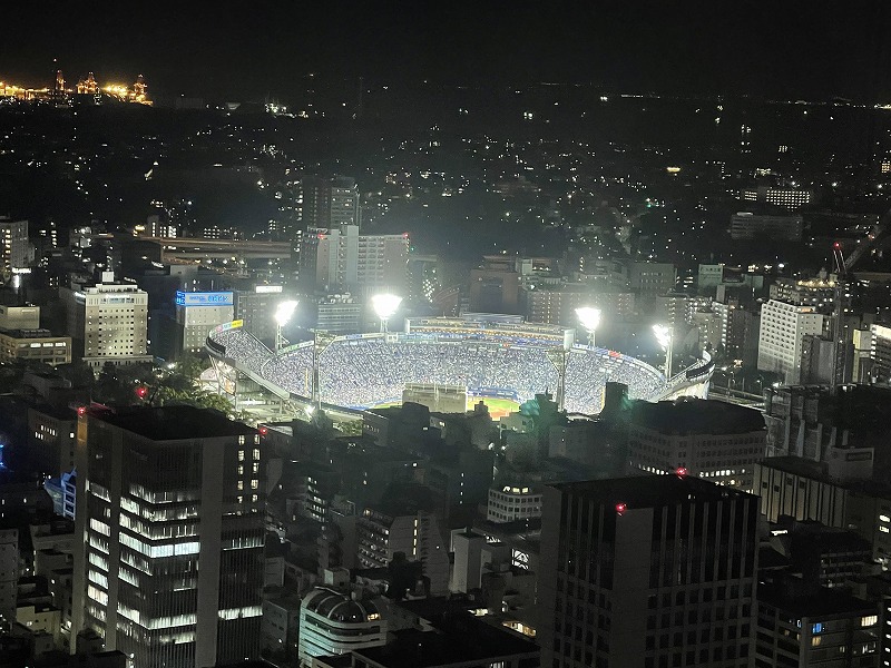 横浜スタジアム