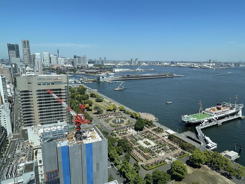 横浜マリンタワー