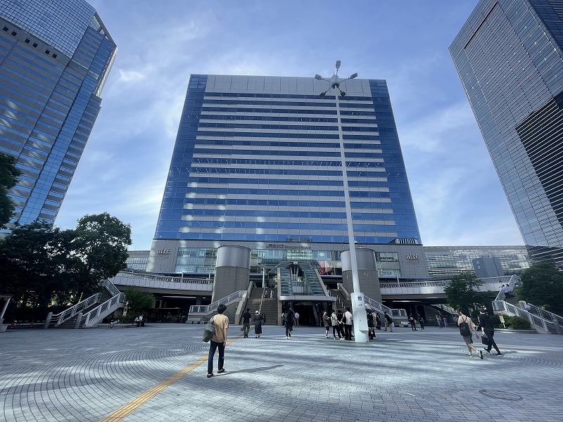 品川駅港南口