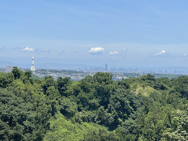 大平和祈念塔