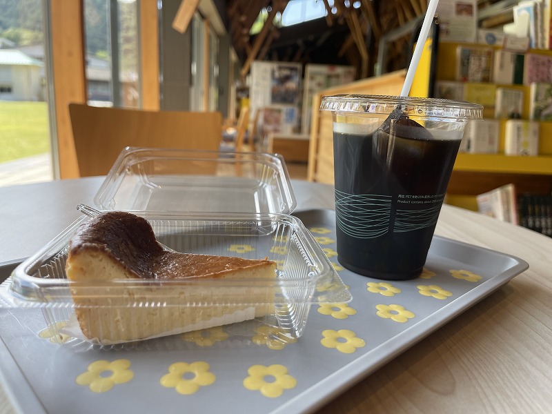 梼原町立図書館