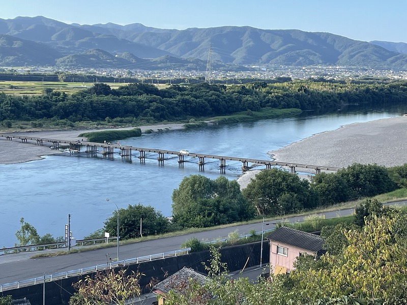 川島潜水橋