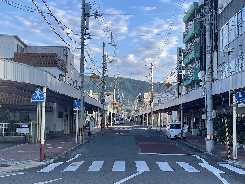鴨島駅前商店街