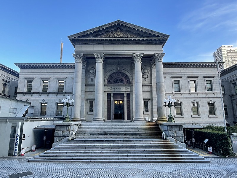 大阪府立中之島図書館
