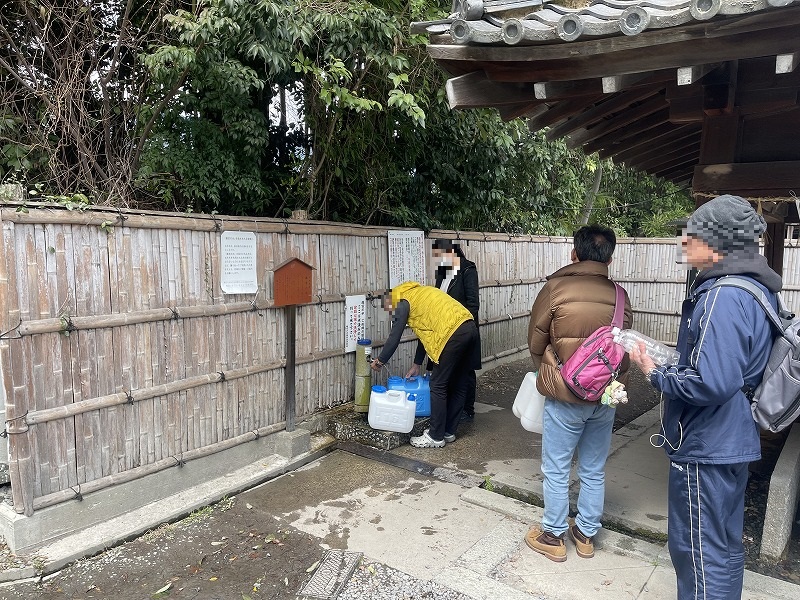 離宮の水