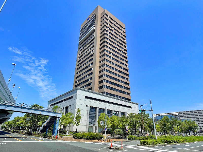 東大阪市役所本庁舎