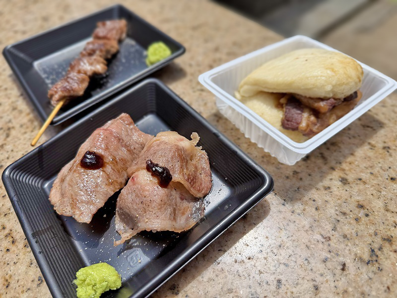 角煮バーガー