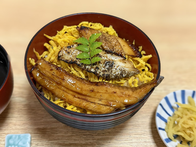 ふっくら太刀魚丼