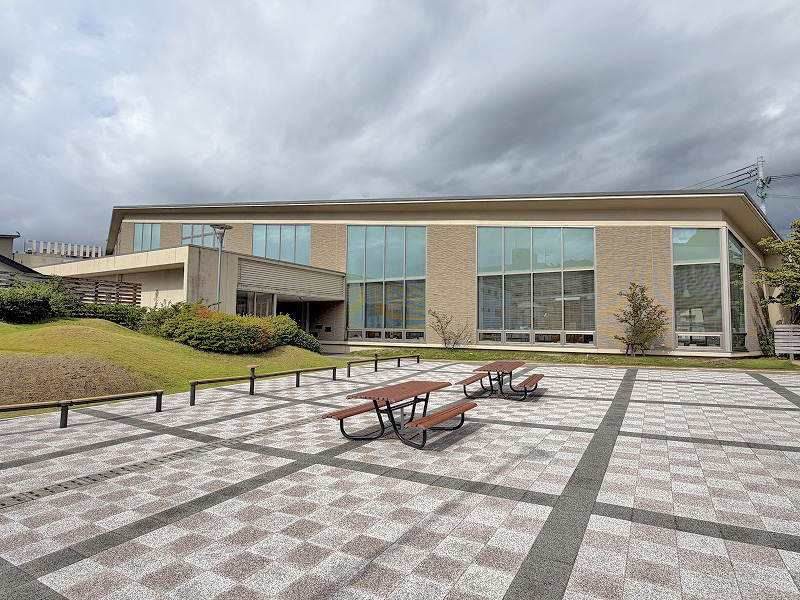 熊野市立図書館